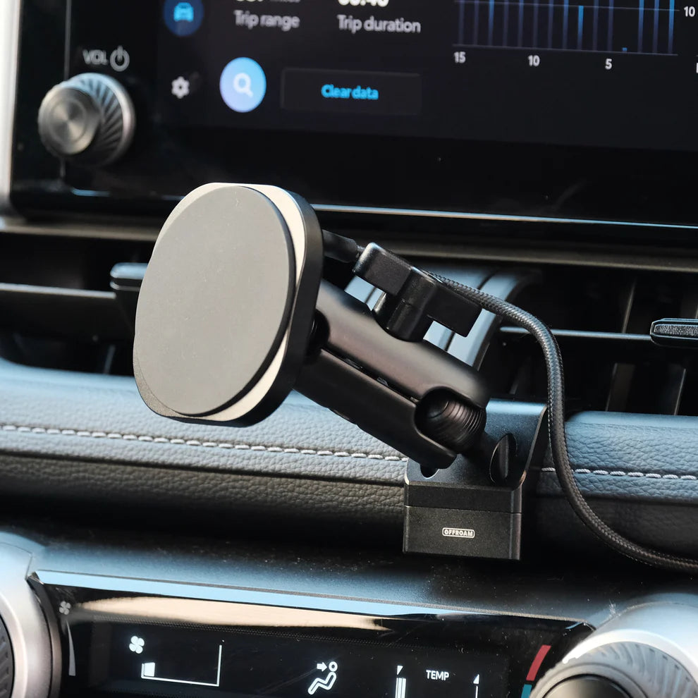 Offroam  Toyota RAV4 2019-2025 MagSafe-compatible Phone Mount Qi2 Charging
