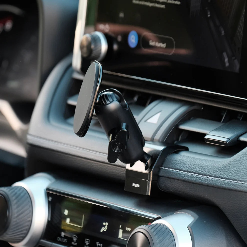 Offroam  Toyota RAV4 2019-2025 MagSafe-compatible Phone Mount Non-Charging